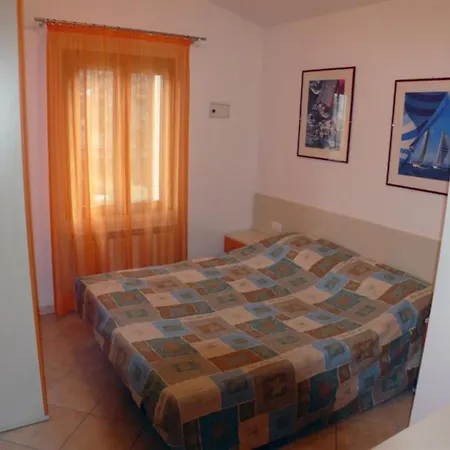 Beachfront With Stunning Ocean Views * ביביונה